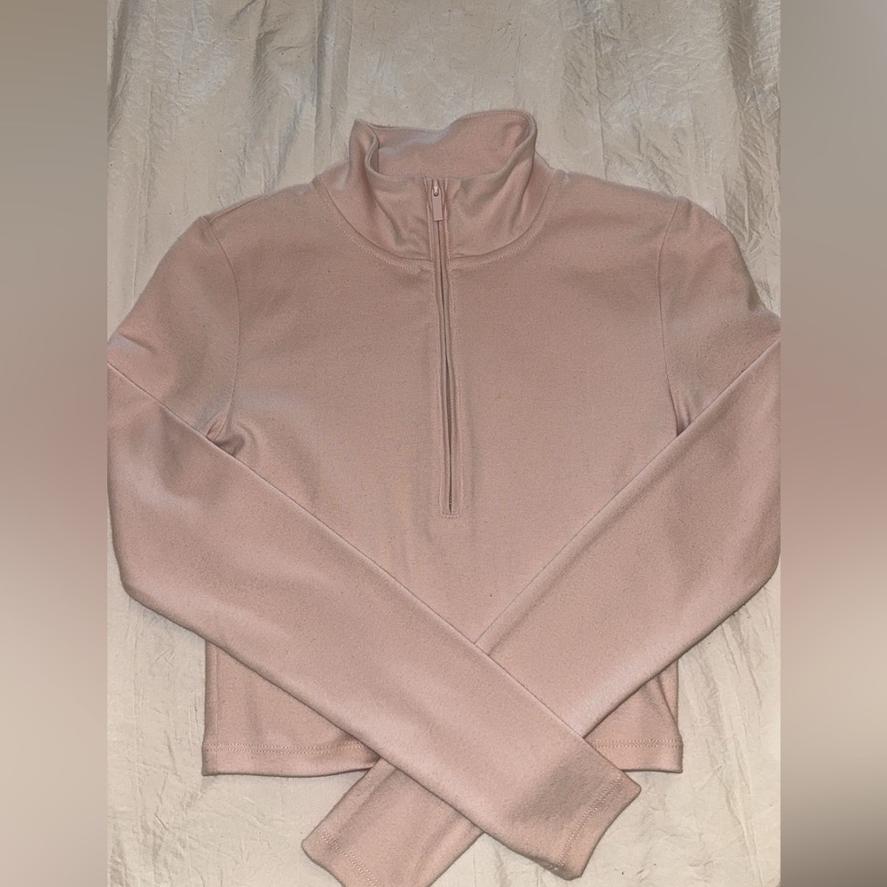 Aritzia half zip up